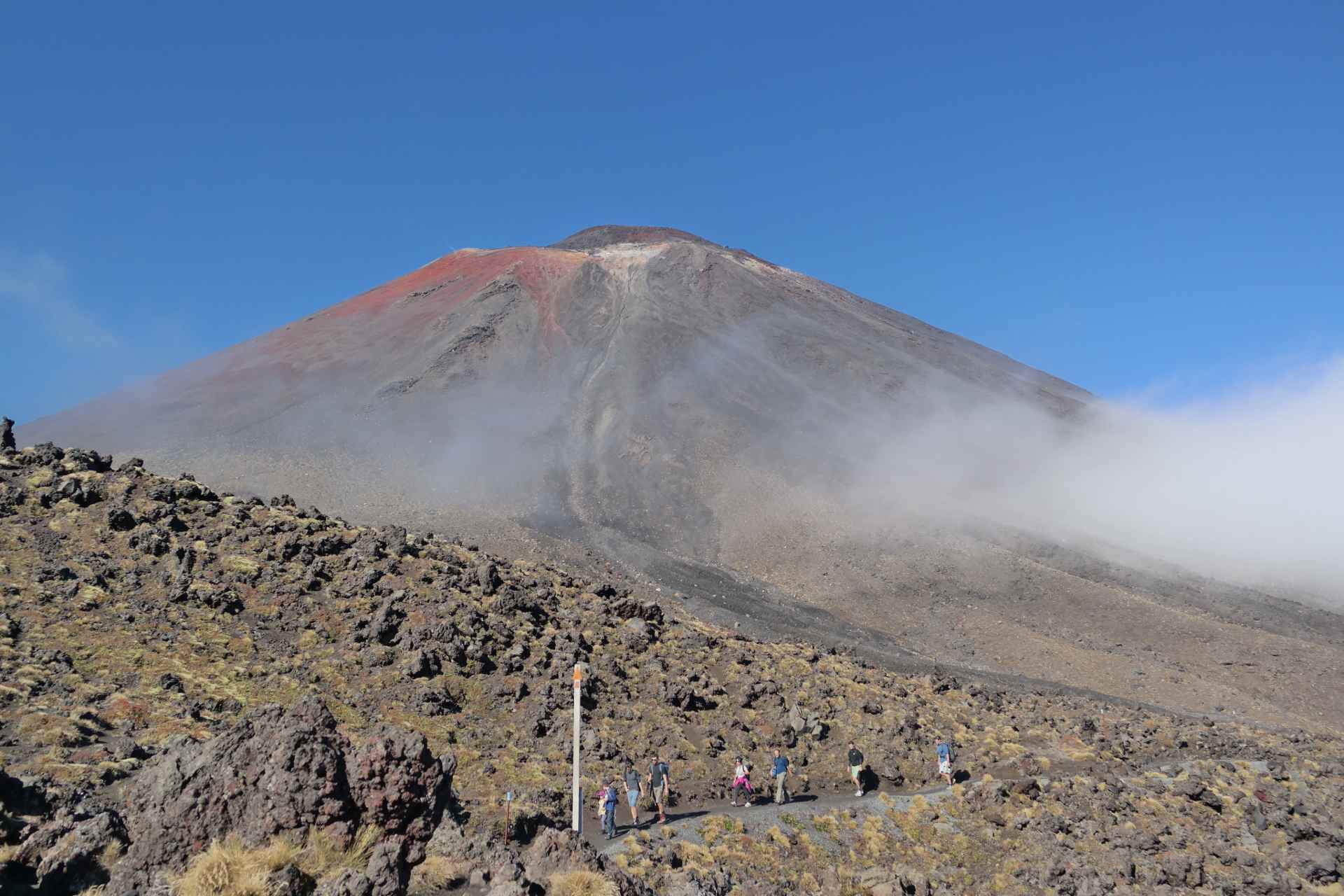 Travel to Tongariro Crossing If you have time, add Tongariro Crossing to your travel list